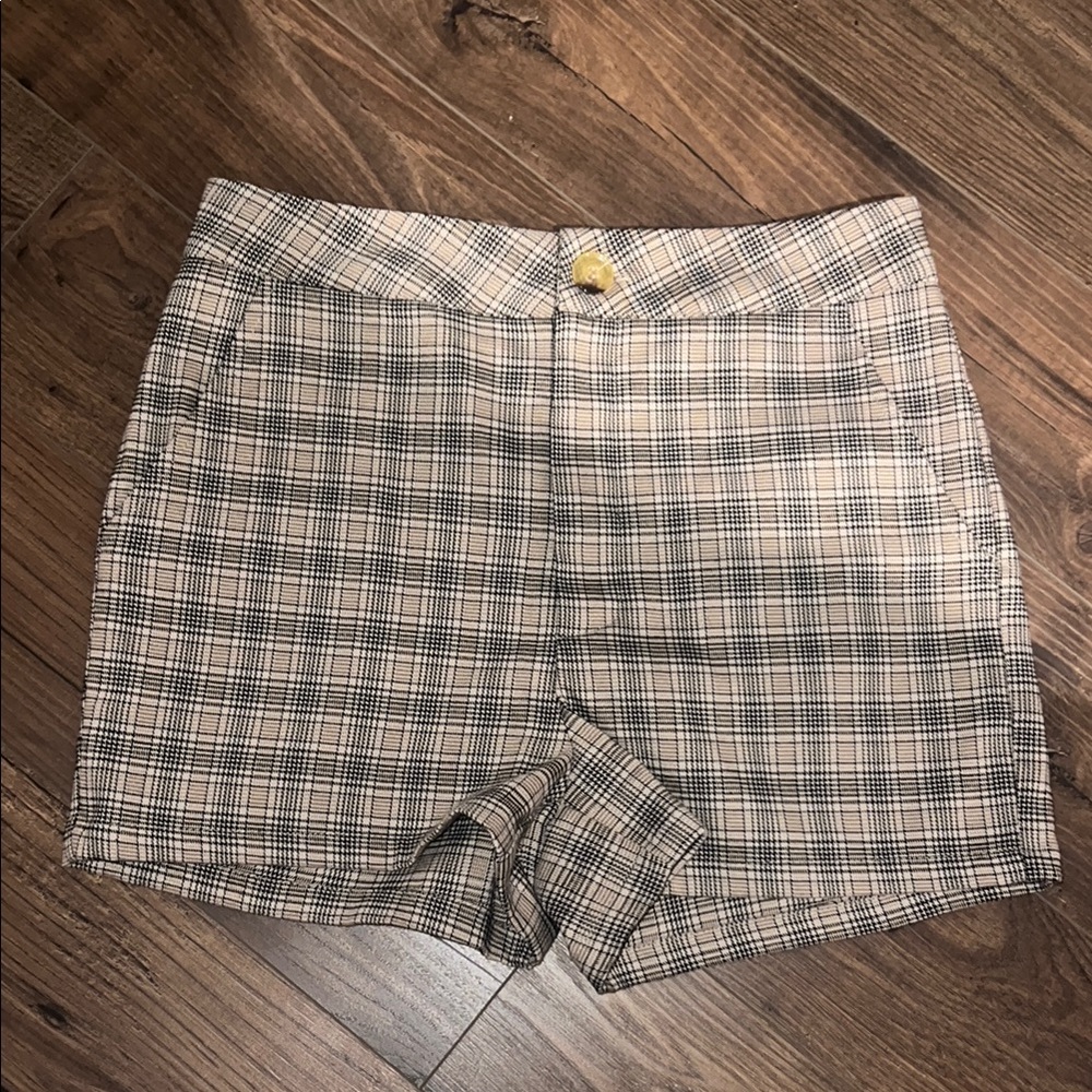 Full Tilt Plaid Women’s Shorts Size Small Cute Casual Everyday Spring Break